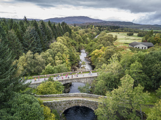 Loch ness marathon at whitebridge by airborne lens