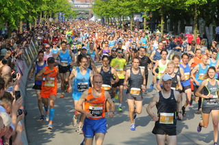 Enschede marathon start