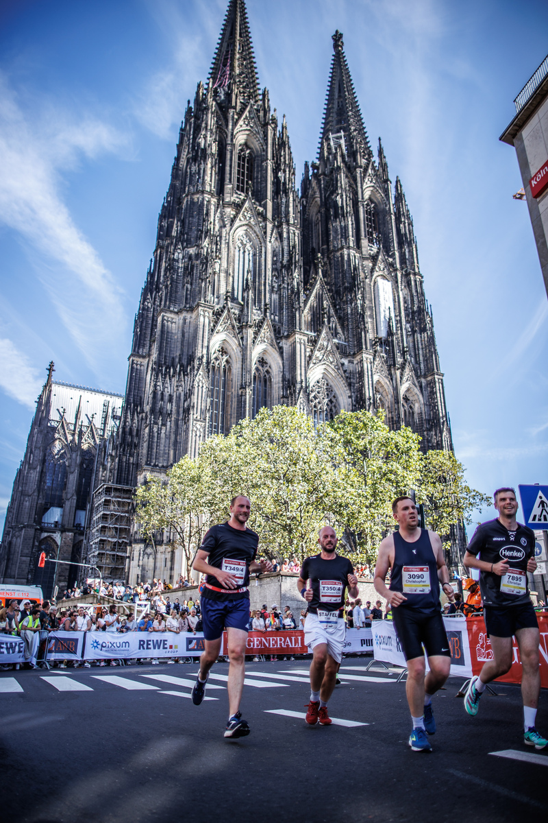 Cologne cathedral koeln marathon 2023 marathonmasse philipp cielen 85